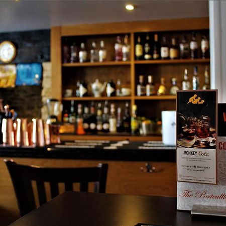 The Portcullis Hotel Chipping Sodbury Ngoại thất bức ảnh