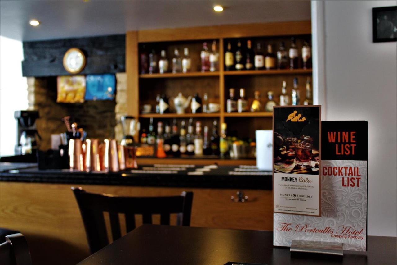 The Portcullis Hotel Chipping Sodbury Ngoại thất bức ảnh
